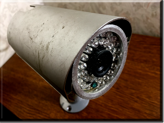 Analog video camera. The manufacturer is not defined. AUTOCLUB AFONDER www.afonder.com