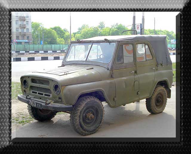 Armored vehicles, warehouses. Бронетехніка, склади. Бронетехника, склады.