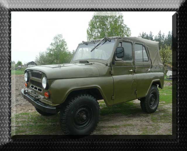 Armored vehicles, warehouses. Бронетехніка, склади. Бронетехника, склады.