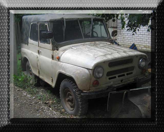 Armored vehicles, warehouses. Бронетехніка, склади. Бронетехника, склады.