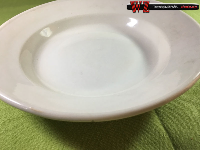Plato antiguo, Concordia, 1942 año de fabricación. España. Spain. Испания. Іспанія. www.afonder.com