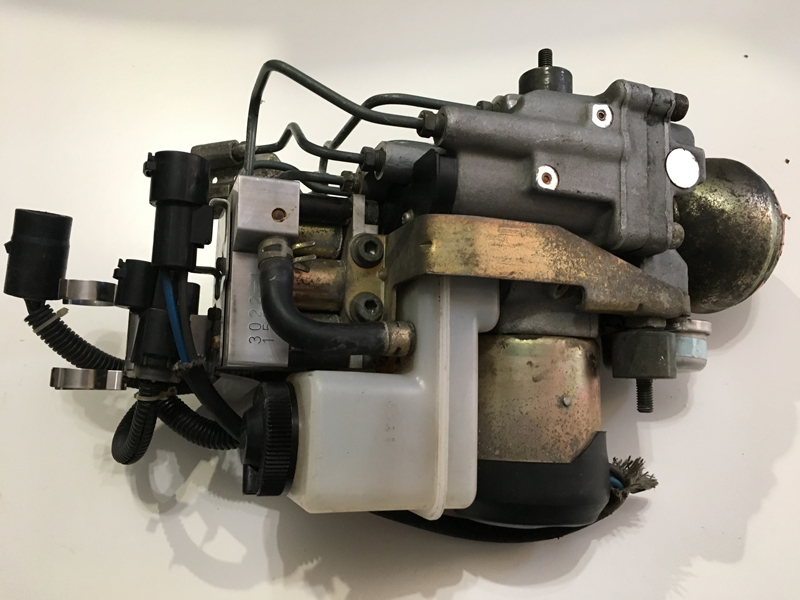 Блок ABS MB668393 ( насос ). MITSUBISHI SIGMA 3.0 V6-24(DOHC/4WS).  Украина Україна Ukraine. www.afonder.com