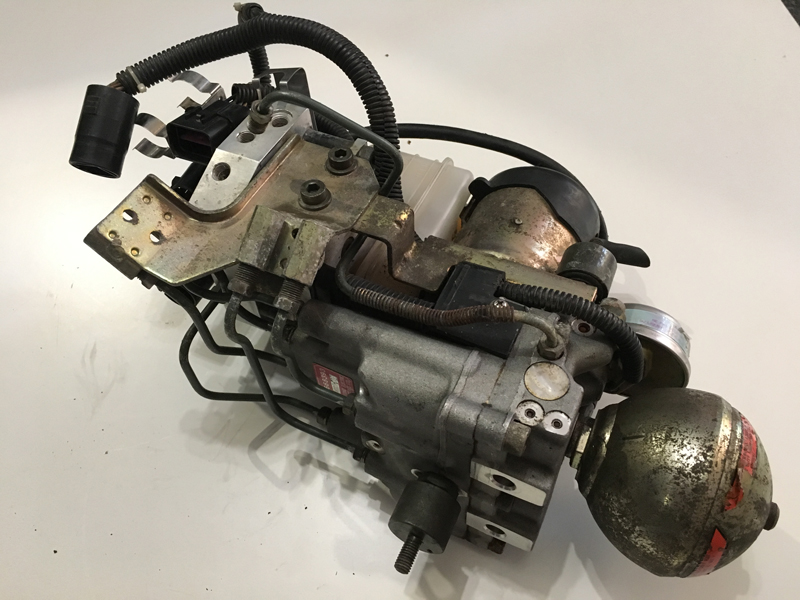 Блок ABS MB668393 ( насос ). MITSUBISHI SIGMA 3.0 V6-24(DOHC/4WS).  Украина Україна Ukraine. www.afonder.com
