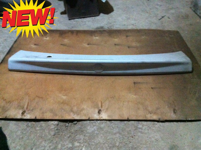 Opel Vectra A. 90306829. Спойлер задней откидной двери. 
